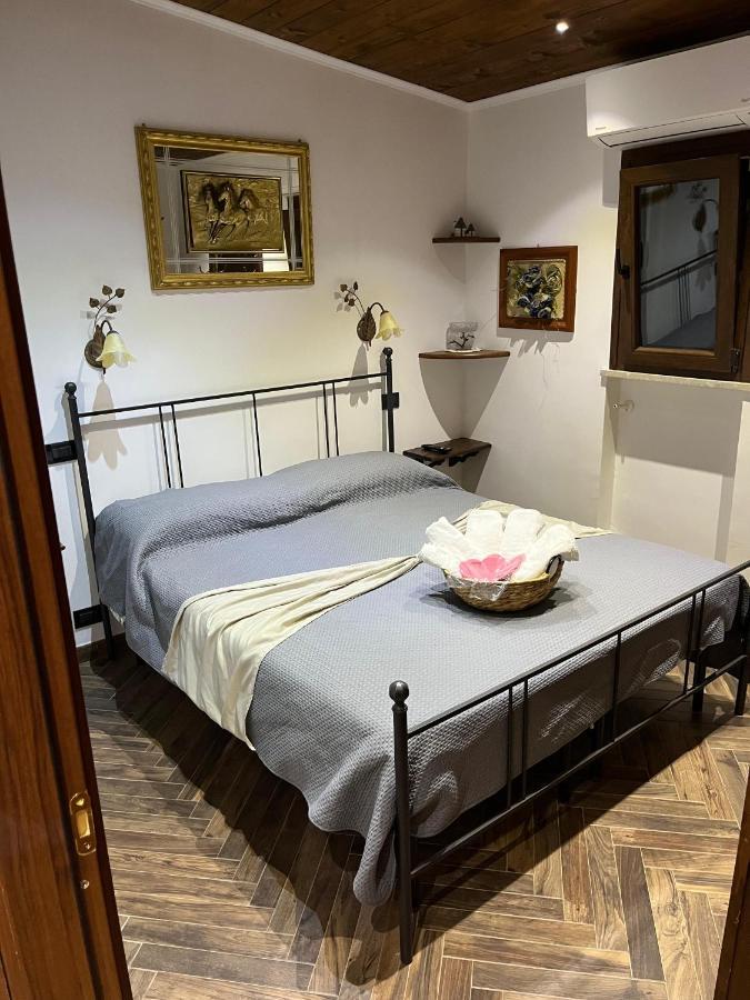 Villa Fiore - Piscina E Idromassaggio Itri Exteriör bild