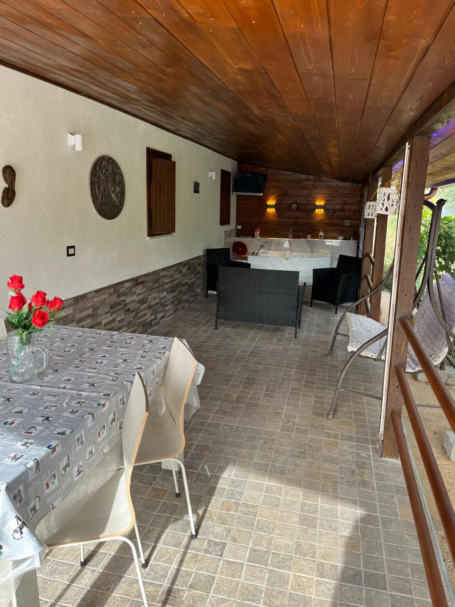 Villa Fiore - Piscina E Idromassaggio Itri Exteriör bild